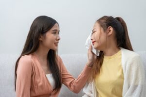 Cara Berhenti Menjadi People Pleaser dalam Hubungan